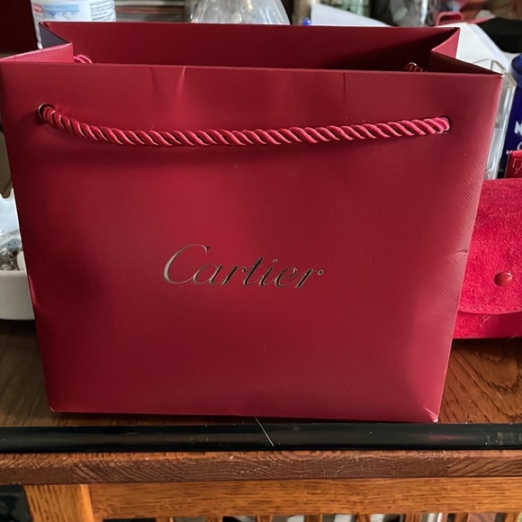 Vintage Cartier watch 37 years old just had it serviced new battery 18K gold - Picture 9 of 17